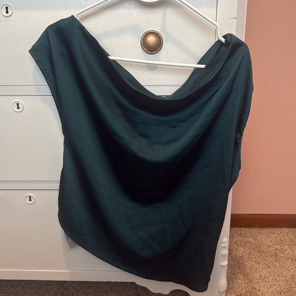NWT Off the shoulder silk shirt, large, CUPSHE